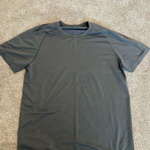 Lululemon Metal Vent Tech Shirt